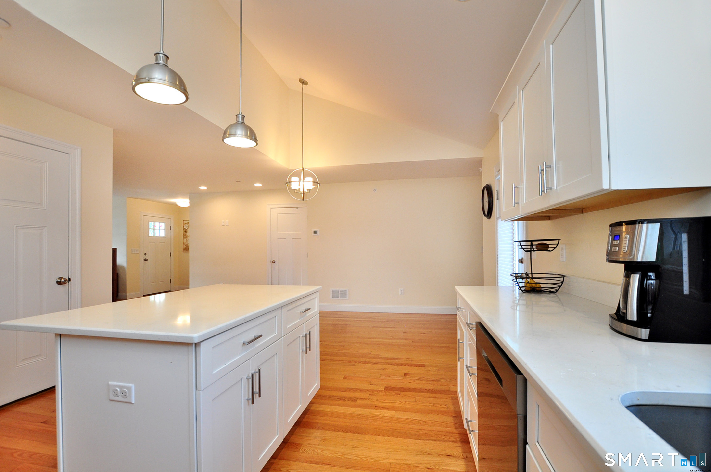 707 Old Village Circle Windsor CT 06095