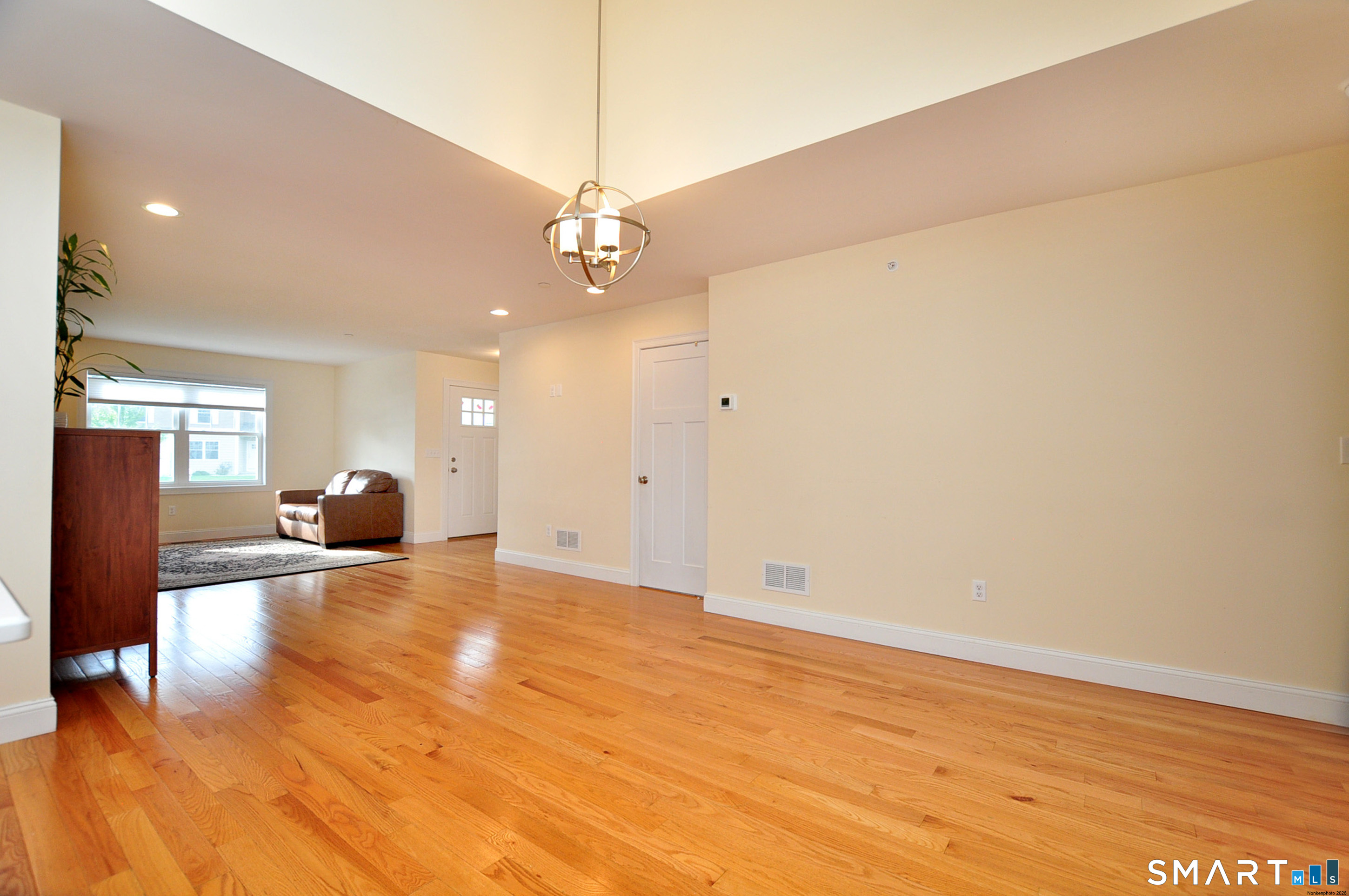 707 Old Village Circle Windsor CT 06095