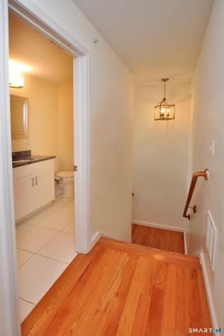 707 Old Village Circle Windsor CT 06095