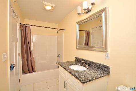 707 Old Village Circle Windsor CT 06095