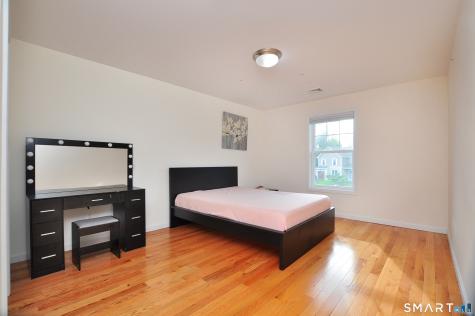 707 Old Village Circle Windsor CT 06095