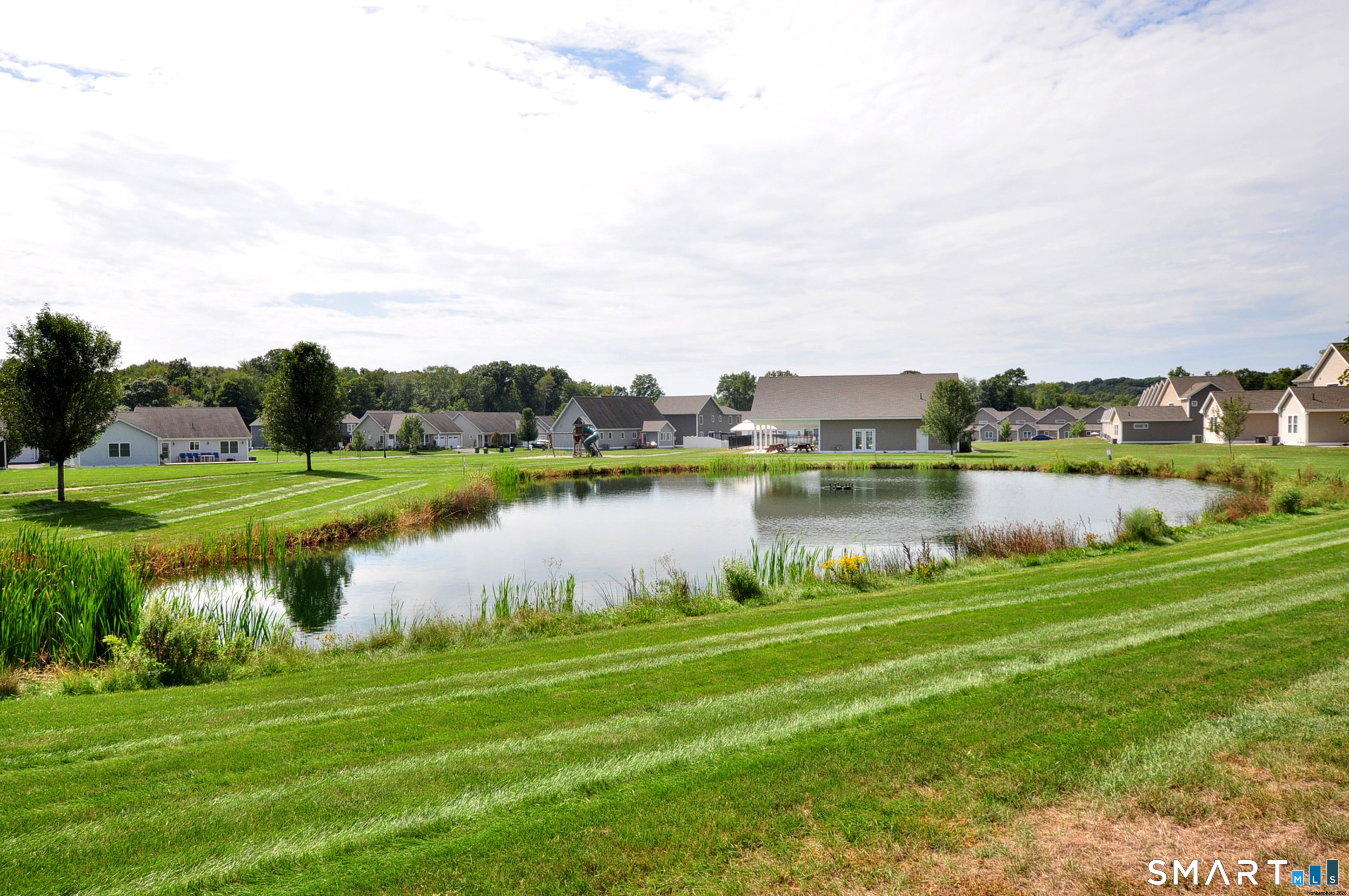 707 Old Village Circle Windsor CT 06095