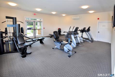 707 Old Village Circle Windsor CT 06095