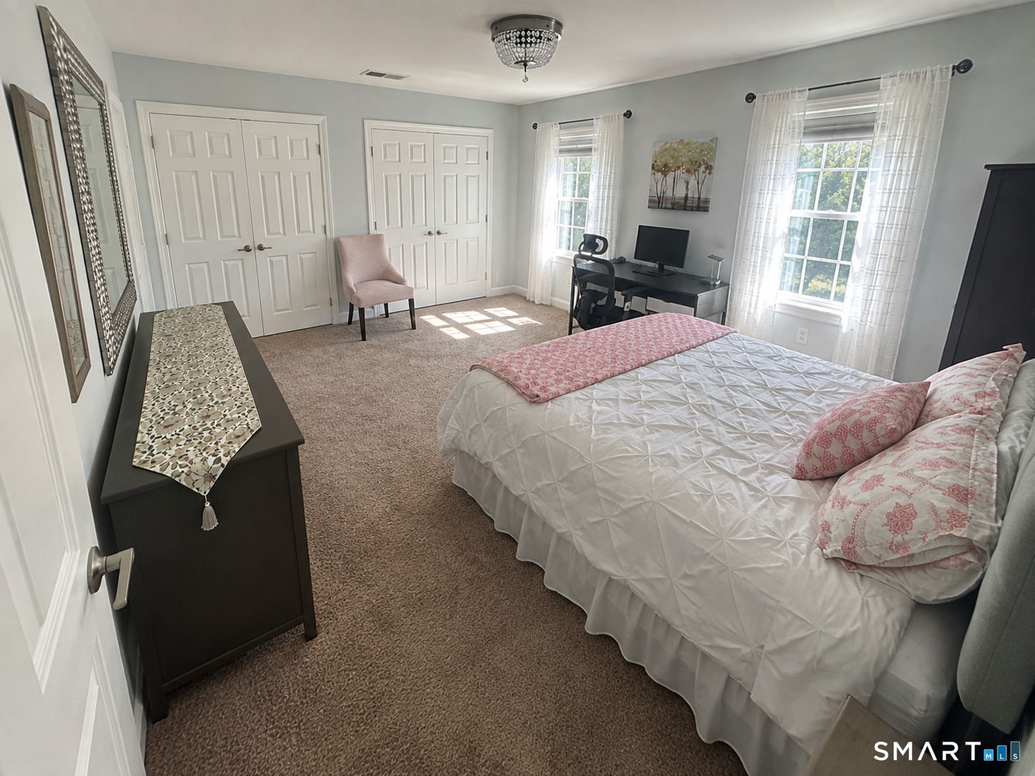 16 Ardi Court Newtown CT 06482
