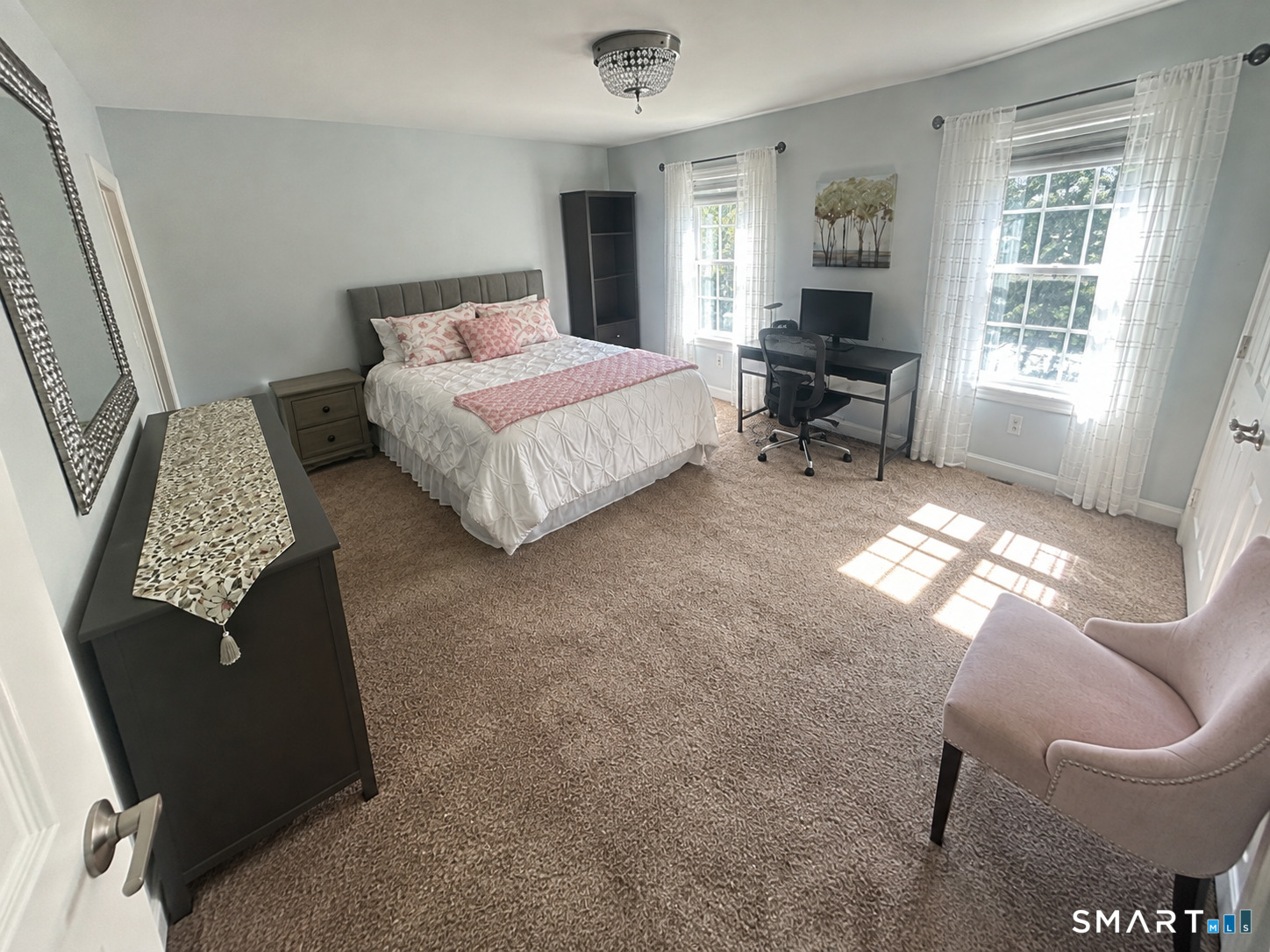 16 Ardi Court Newtown CT 06482