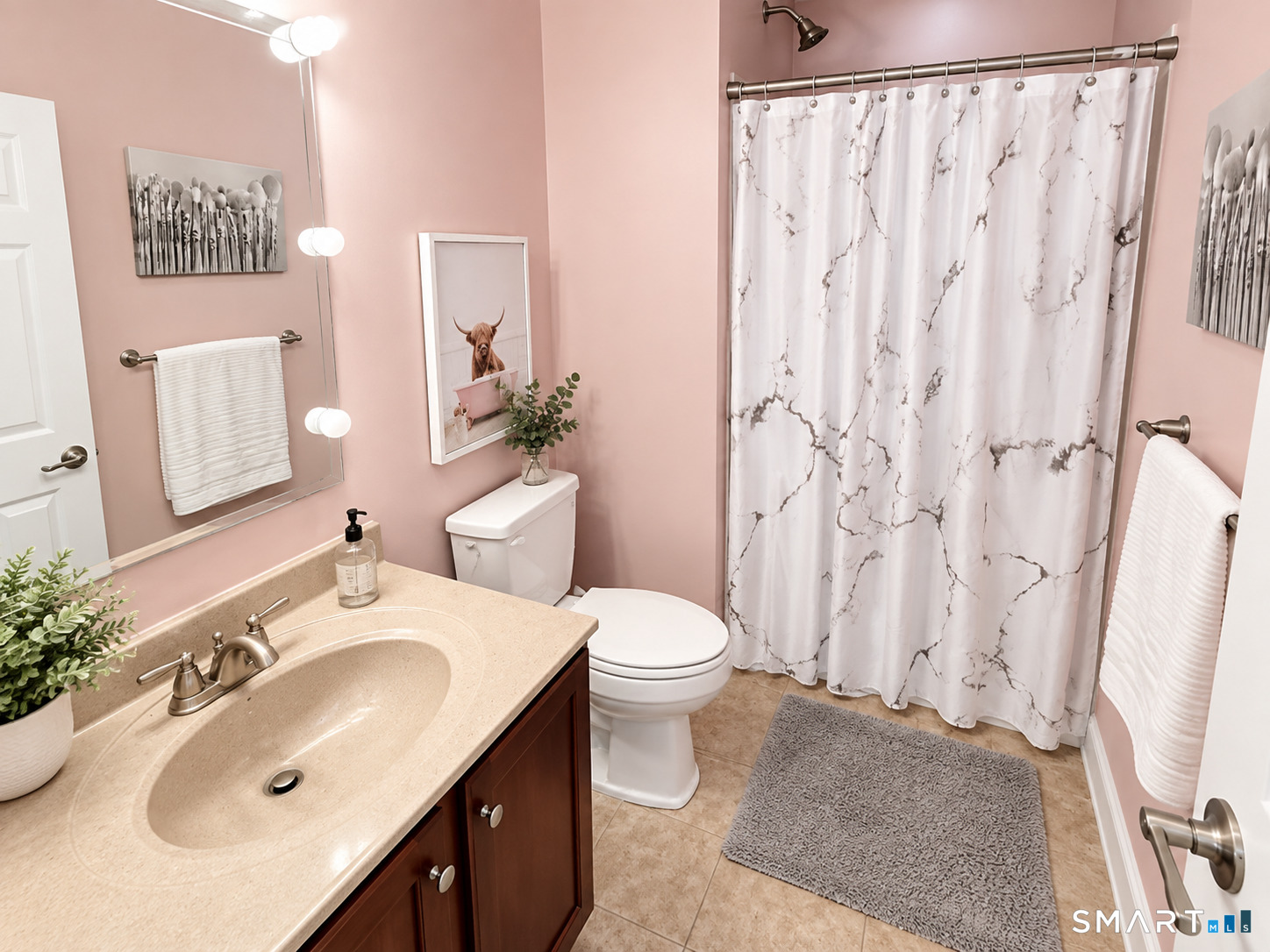 16 Ardi Court Newtown CT 06482
