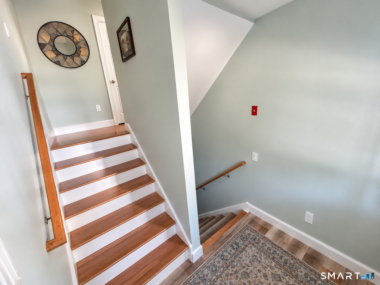 16 Ardi Court Newtown CT 06482
