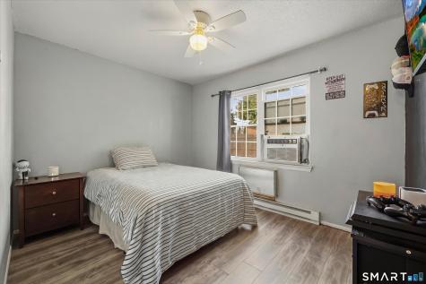 7 Maybury Circle Waterbury CT 06705
