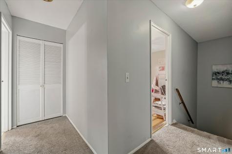 7 Maybury Circle Waterbury CT 06705