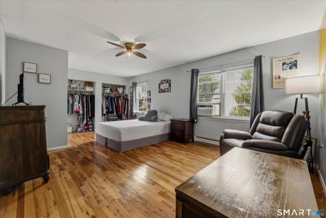 7 Maybury Circle Waterbury CT 06705