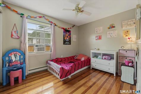 7 Maybury Circle Waterbury CT 06705