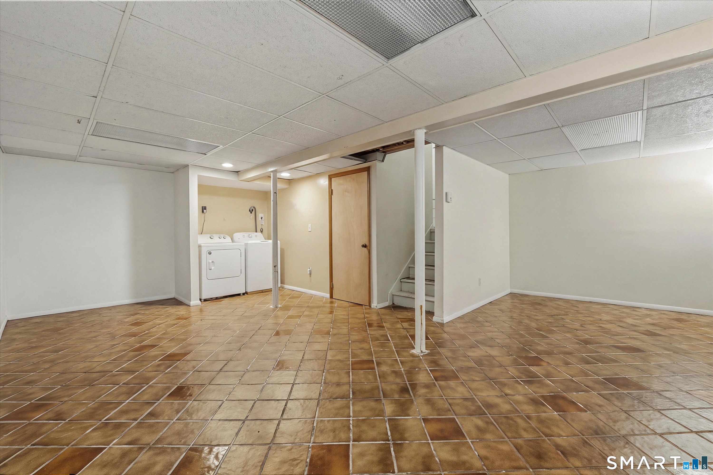 7 Maybury Circle Waterbury CT 06705