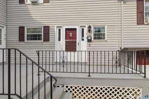 7 Maybury Circle Waterbury CT 06705