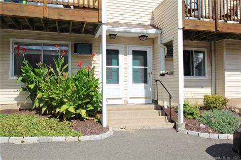 8 Rose Lane Danbury CT 06811