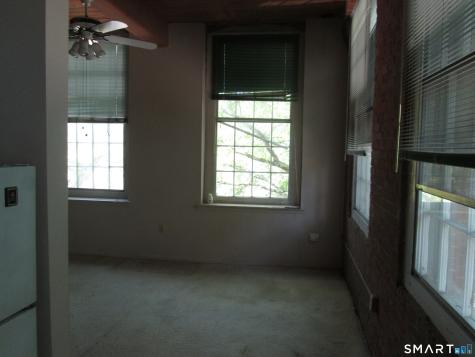 10 North Main Street Beacon Falls CT 06403