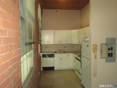 10 North Main Street Beacon Falls CT 06403