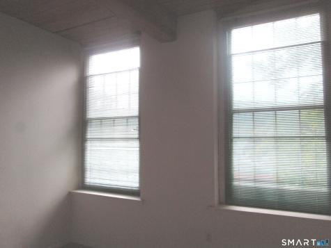 10 North Main Street Beacon Falls CT 06403