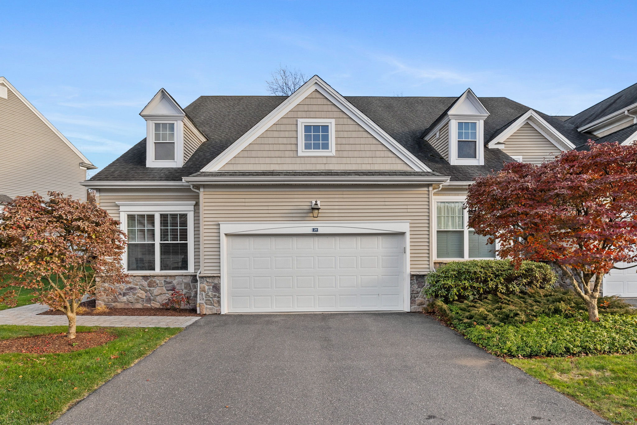 29 Bradford Walk Farmington CT 06032