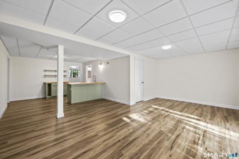 1 Wickhams Fancy Canton CT 06019
