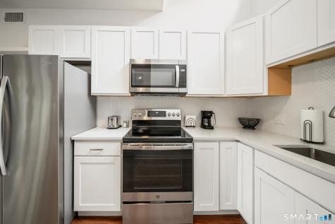 616 Heritage Village Southbury CT 06488