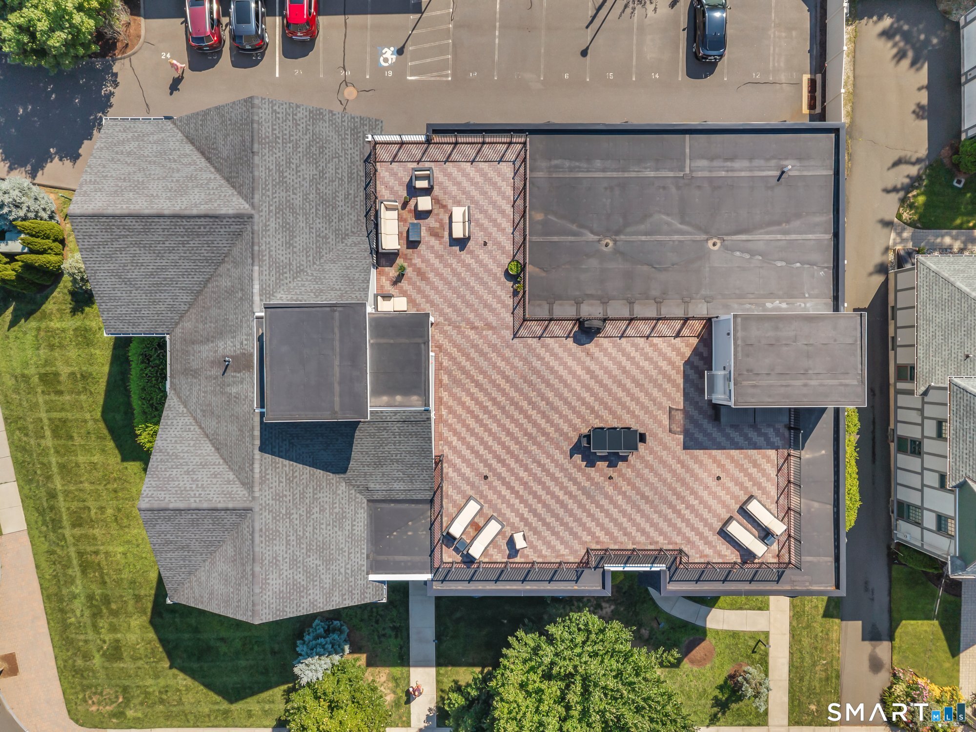 2 Bishop Road West Hartford CT 06119