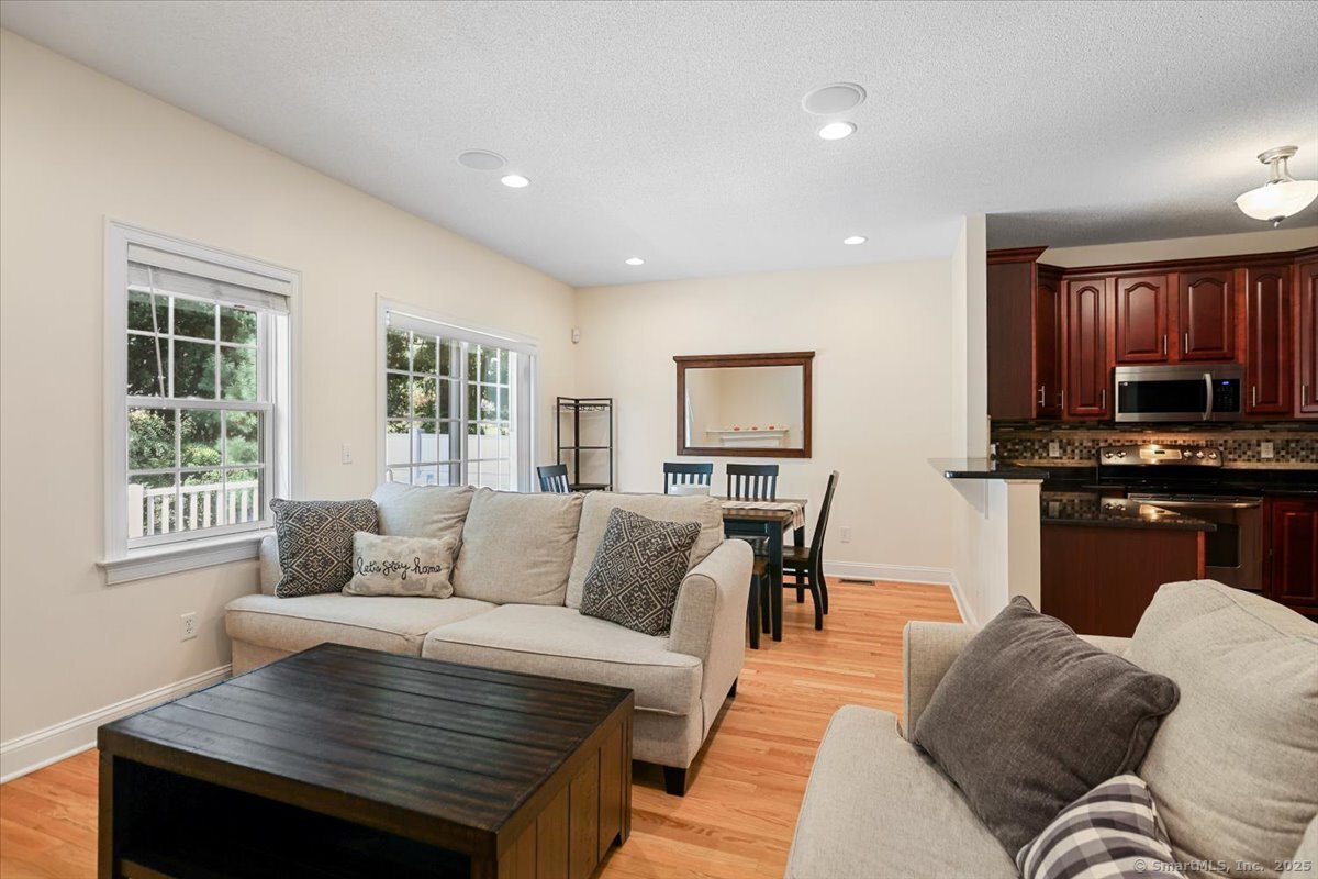 75 Gianna Drive Manchester CT 06042