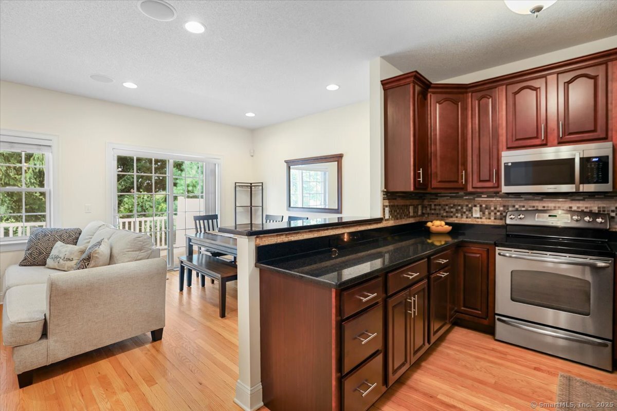 75 Gianna Drive Manchester CT 06042