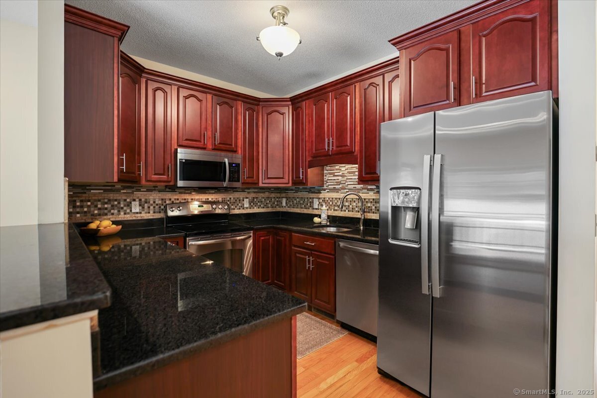 75 Gianna Drive Manchester CT 06042