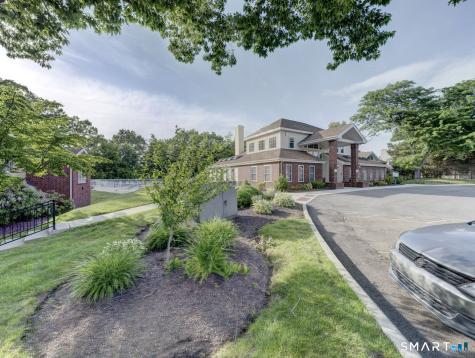 183 Carriage Crossing Lane Middletown CT 06457