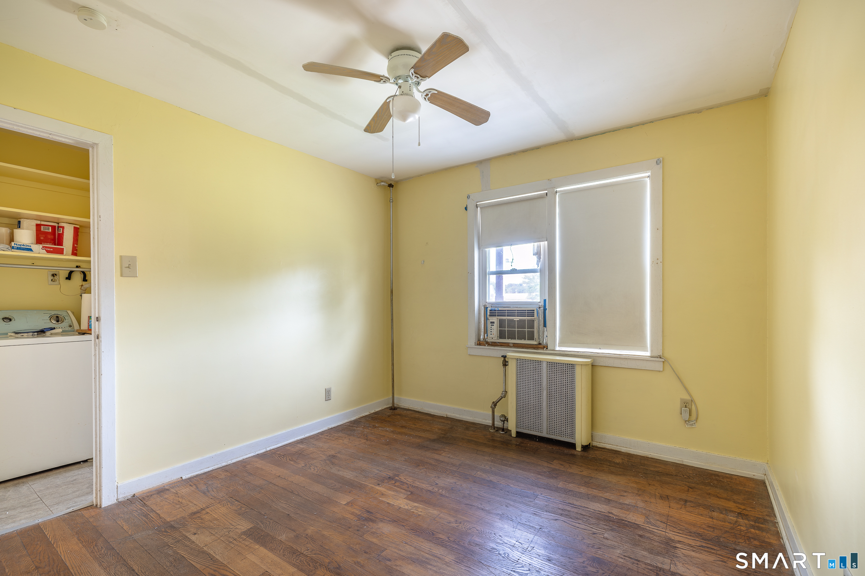 744 Canaan Road Bridgeport CT 06610