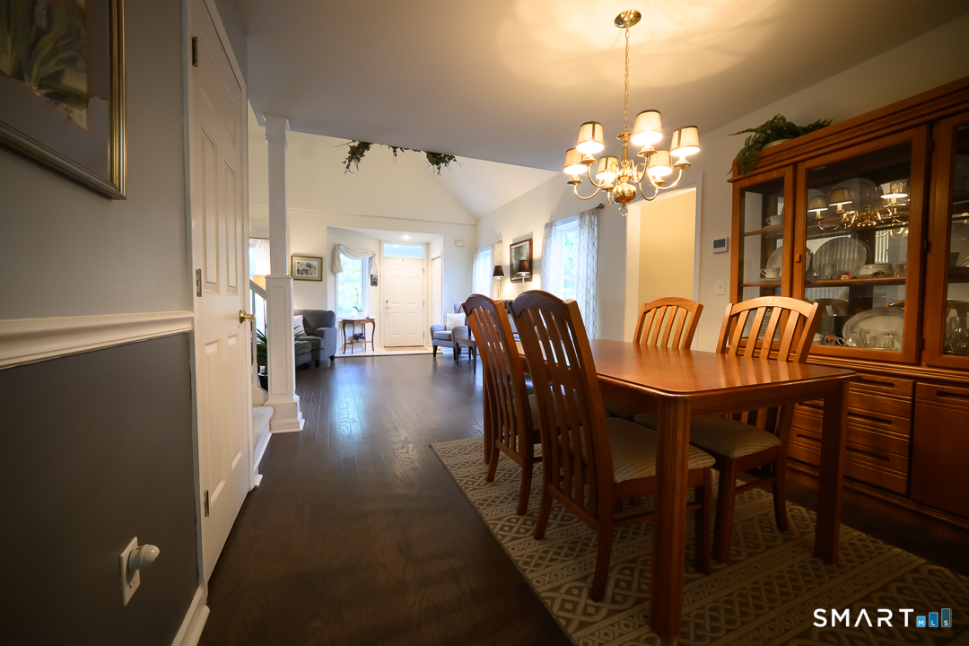 4 Kimberwick Court Middlebury CT 06762