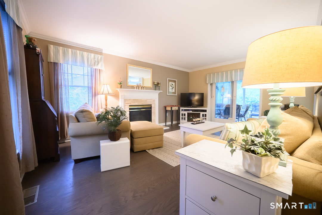 4 Kimberwick Court Middlebury CT 06762
