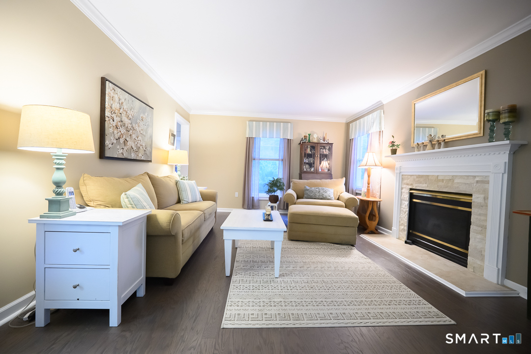 4 Kimberwick Court Middlebury CT 06762