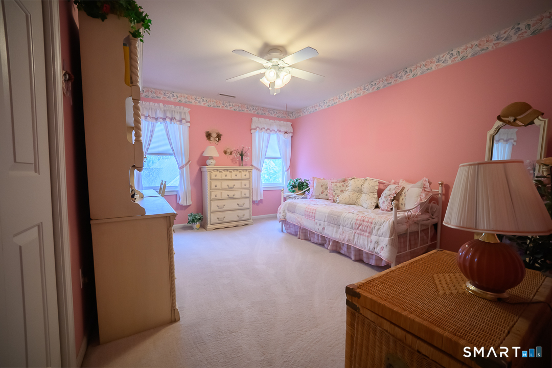 4 Kimberwick Court Middlebury CT 06762