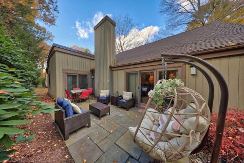 1008 Heritage Village Southbury CT 06488