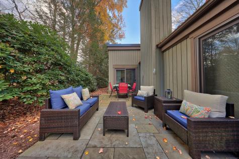 1008 Heritage Village Southbury CT 06488