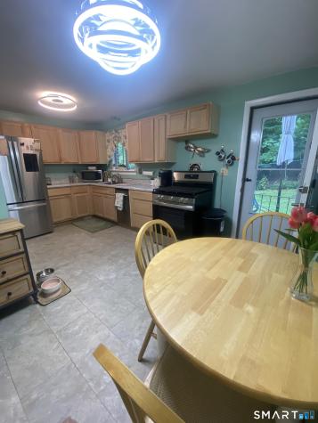 304 Green Road Manchester CT 06042