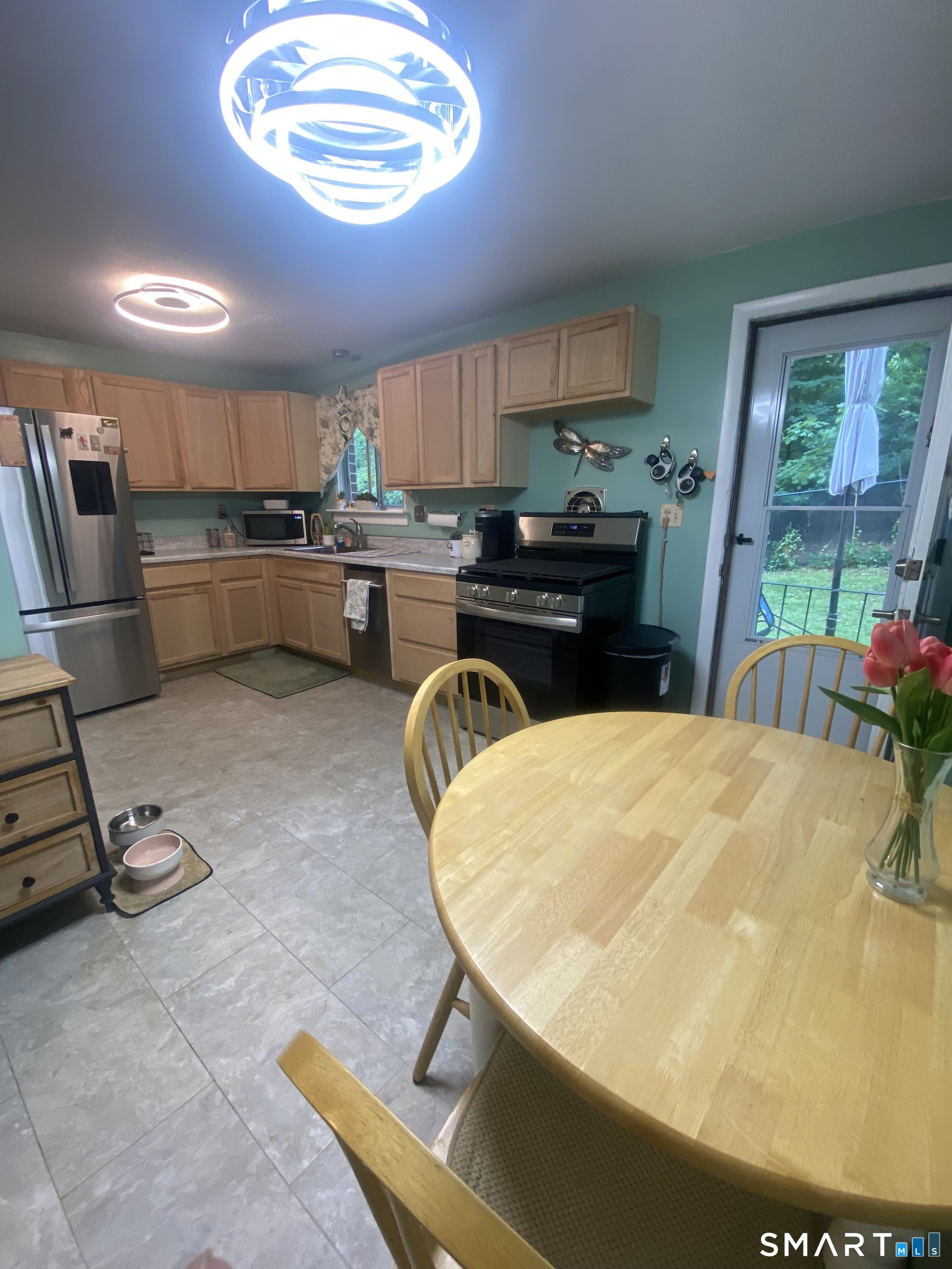 304 Green Road Manchester CT 06042