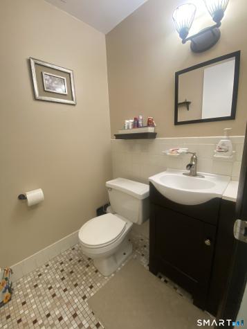 304 Green Road Manchester CT 06042