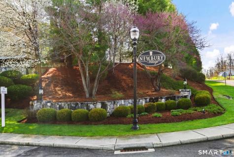 46 Great Heron Lane Brookfield CT 06804