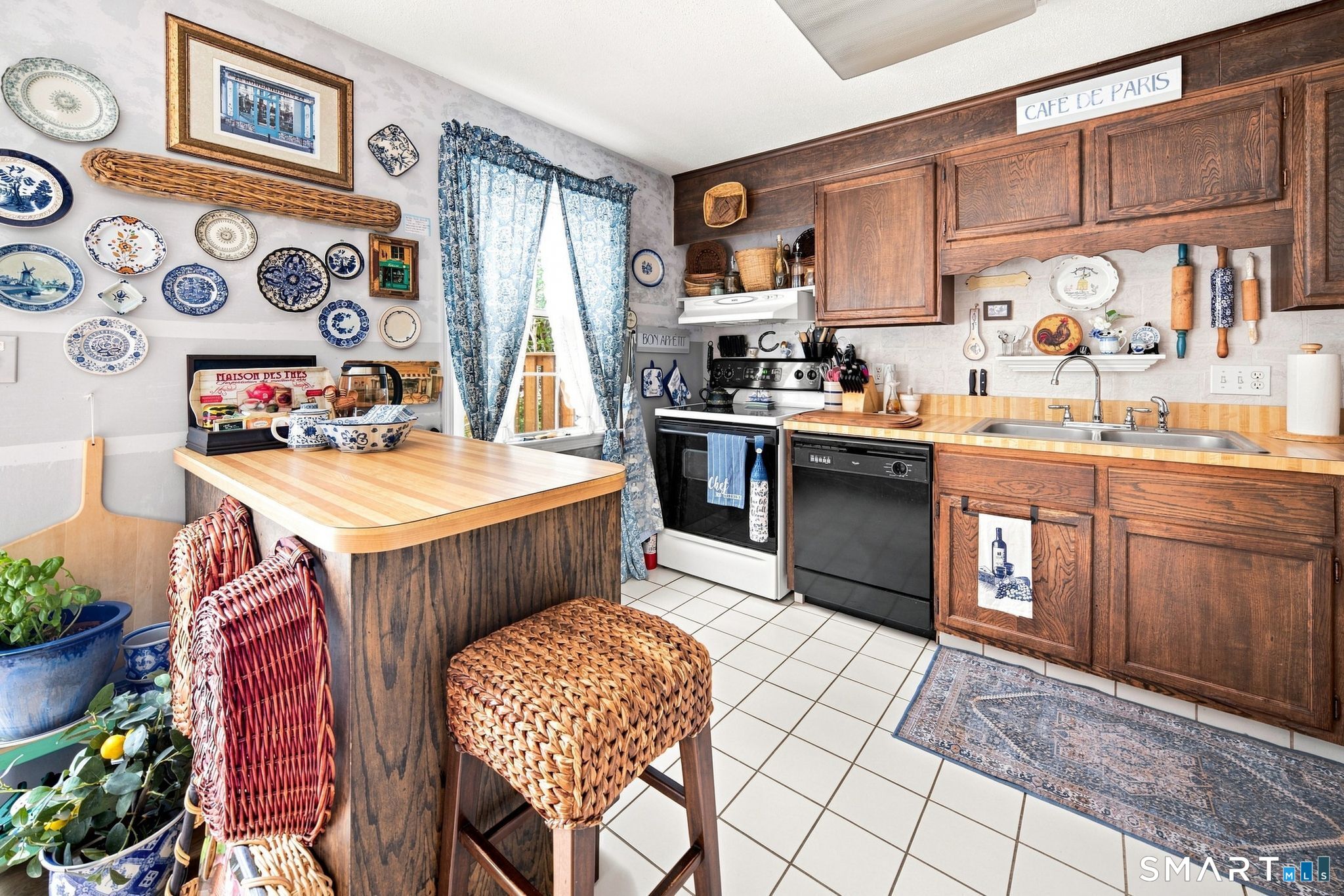 774 Long Hill Road Middletown CT 06457