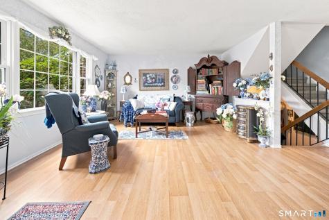 774 Long Hill Road Middletown CT 06457