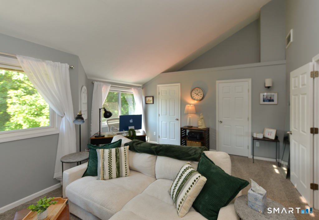 14 Far View Commons Southbury CT 06488