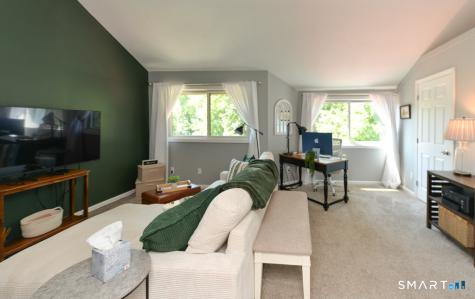14 Far View Commons Southbury CT 06488