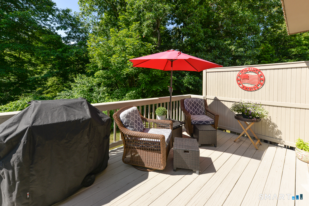 14 Far View Commons Southbury CT 06488
