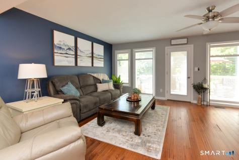14 Far View Commons Southbury CT 06488