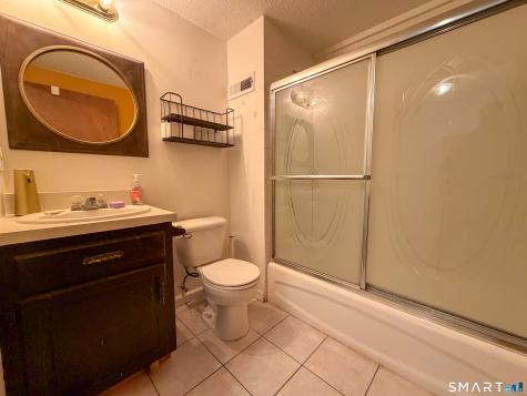 239 Farmington Avenue Hartford CT 06105