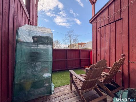 239 Farmington Avenue Hartford CT 06105
