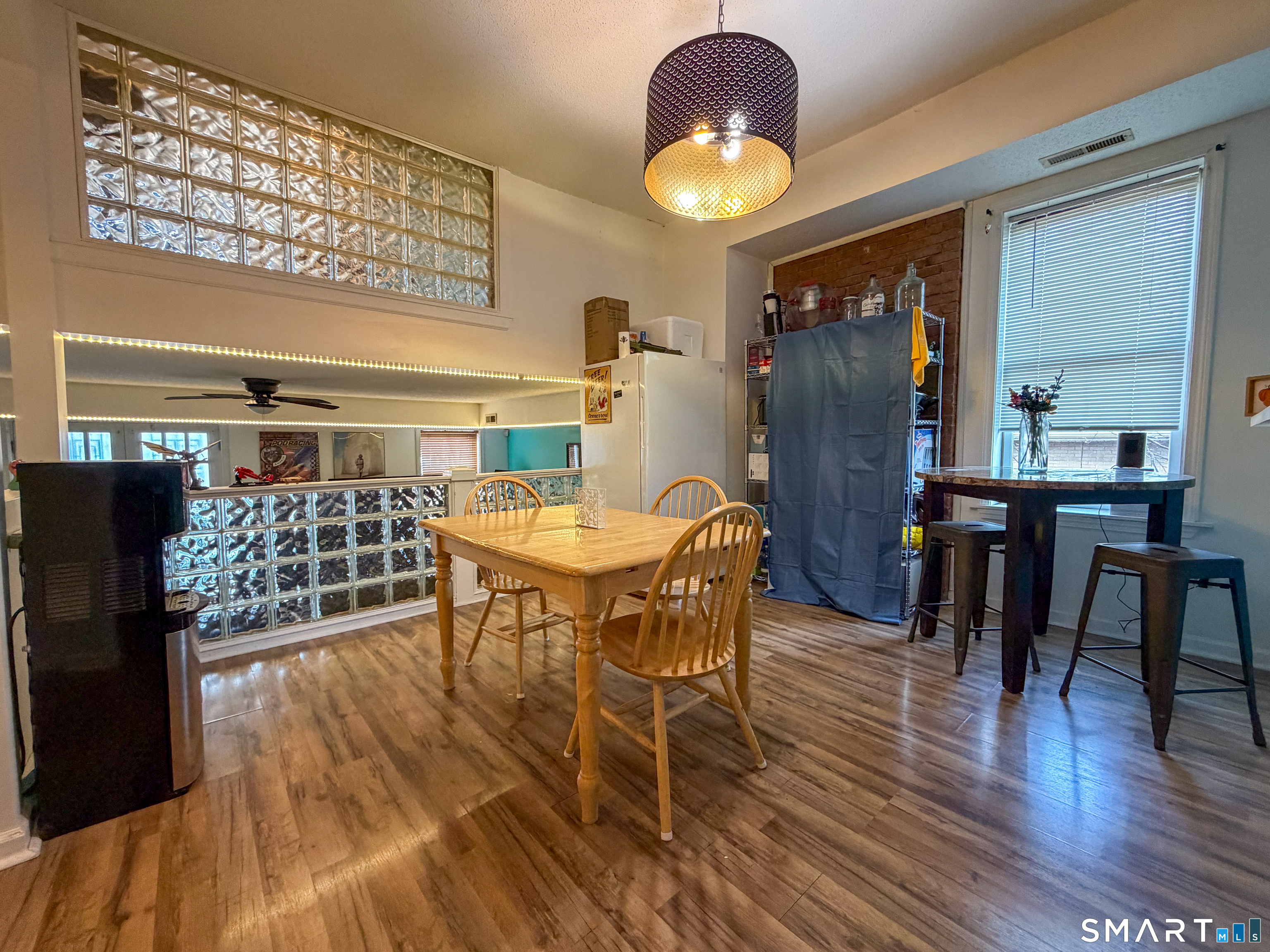 239 Farmington Avenue Hartford CT 06105