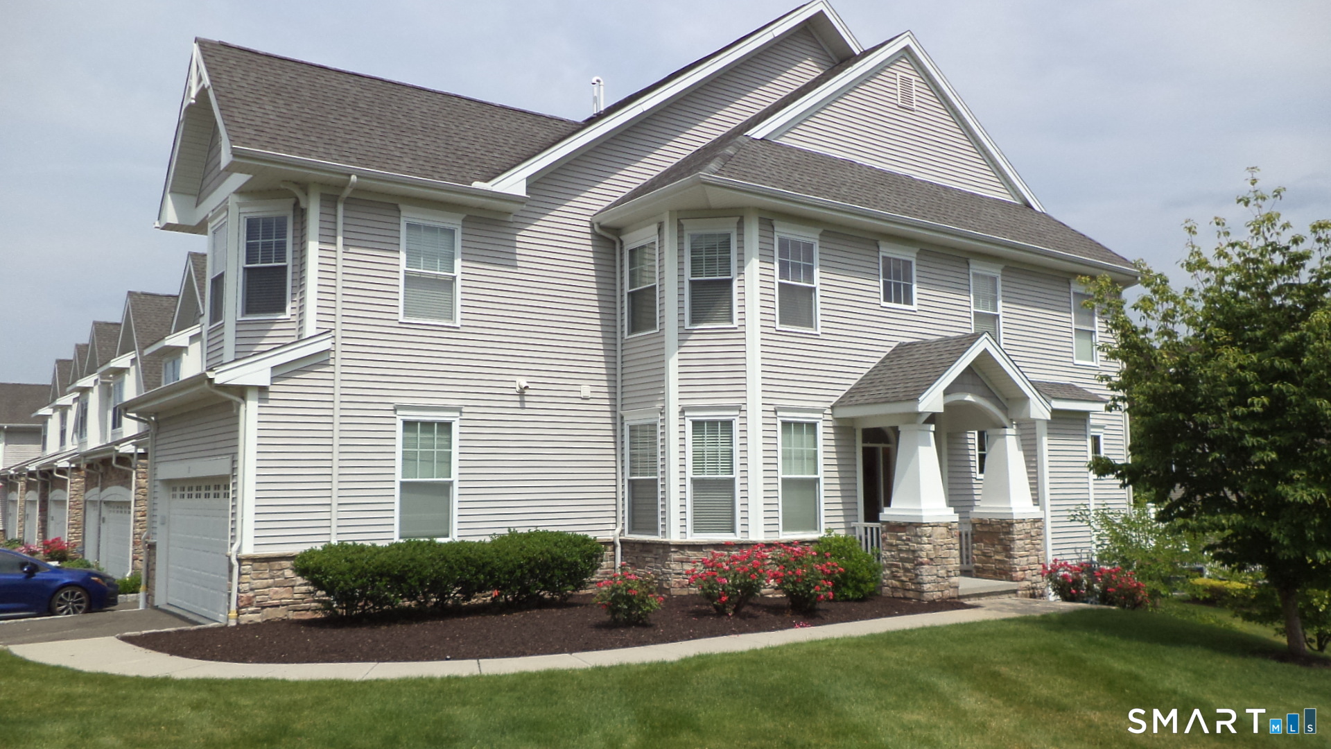 8 Sampson Terrace Danbury CT 06810